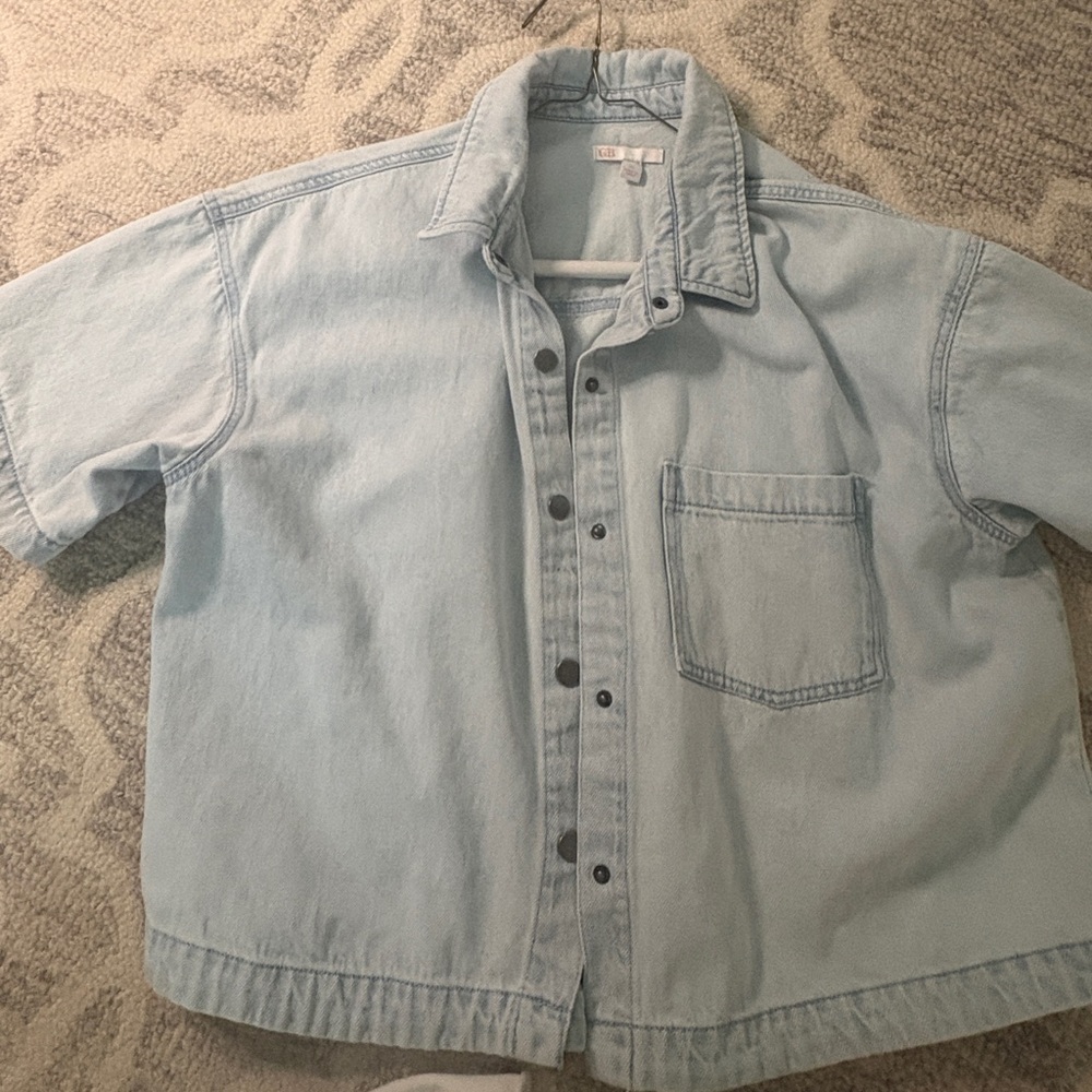 GB Button Front Light Denim Wash Box Top XL -